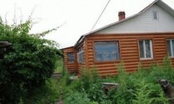 Какие документы нужны для покупки земельного участка с домом в России, а что необходимо для продажи частной недвижимости, например в деревне: перечень бумаг